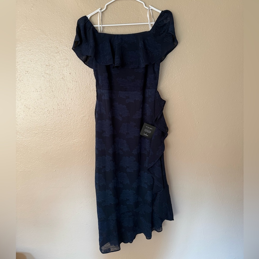 Elegant Navy Blue Off-Shoulder Dress